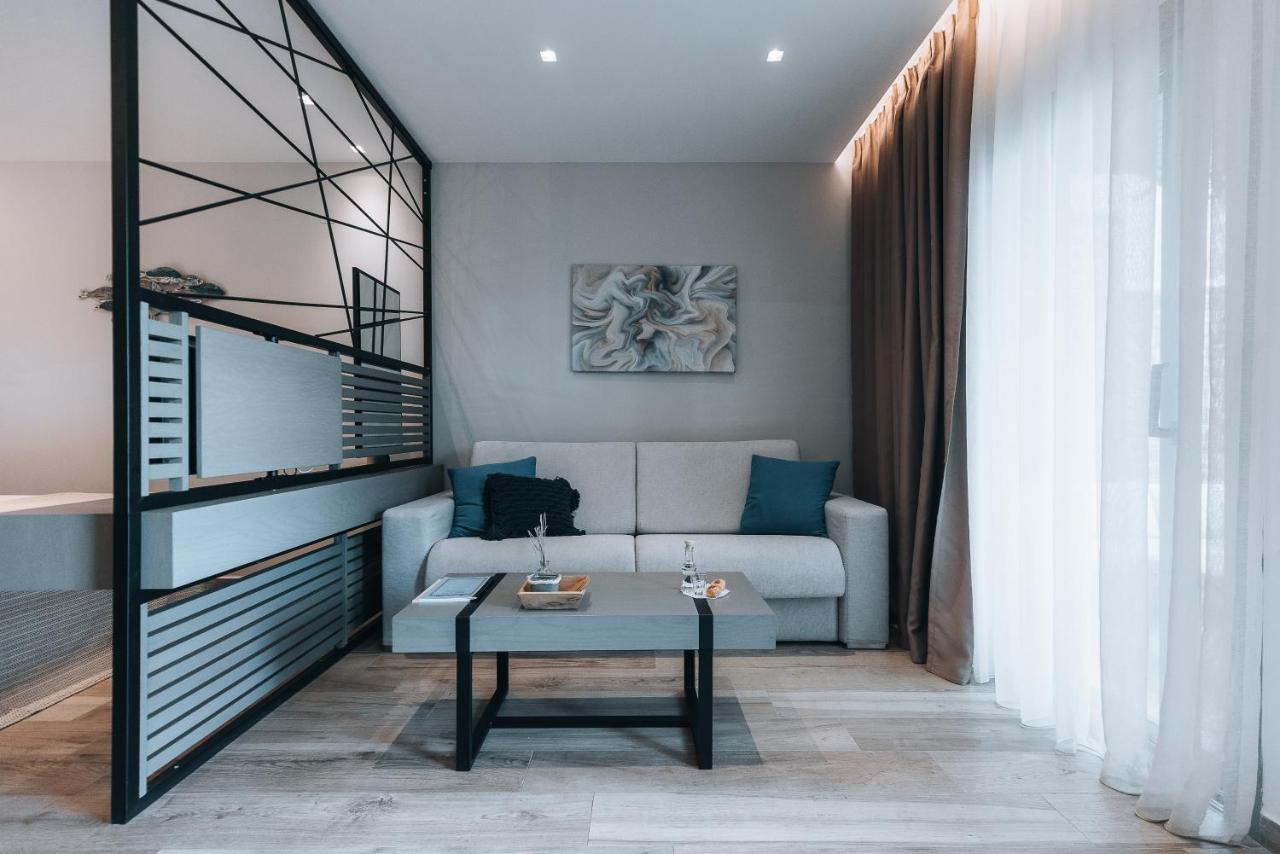 Seascape Luxury Residences (Adults Only) 阿齐亚·佩拉加 外观 照片